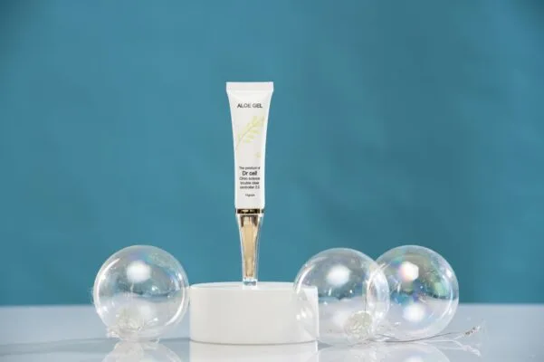 Cách Dùng Gel Trị Mụn Nha Đam Đúng Cách
