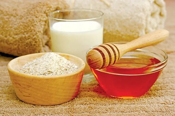 Tìm Hiểu Về Những Loại Mặt Nạ Dưỡng Da Từ Thiên Nhiên 5 Mặt Nạ Dưỡng Da Từ Thiên Nhiên Với Yến Mạch, Sữa Chua Và Mật Ong Giúp Làm Dịu Da Mụn Và Dưỡng Ẩm