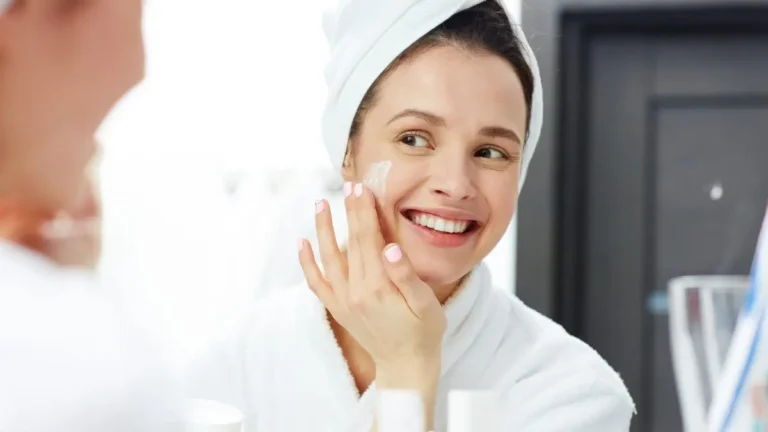 Bí Quyết Rạng Ngời Tự Nhiên: Cách Trang Điểm Nhẹ Nhàng &Amp; Chăm Sóc Da Sáng Khỏe