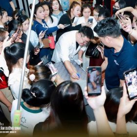 Hình ảnh chuyển giao công nghệ máy thân tâm dưỡng sinh Heshi Bs. Vụ Trọng Hiếu