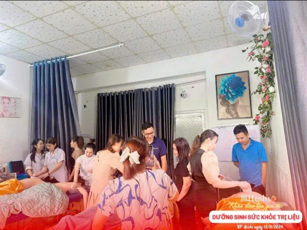 Hình Ảnh Chuyển Giao Công Nghệ Máy Thân Tâm Dưỡng Sinh Heshi Bs. Vụ Trọng Hiếu